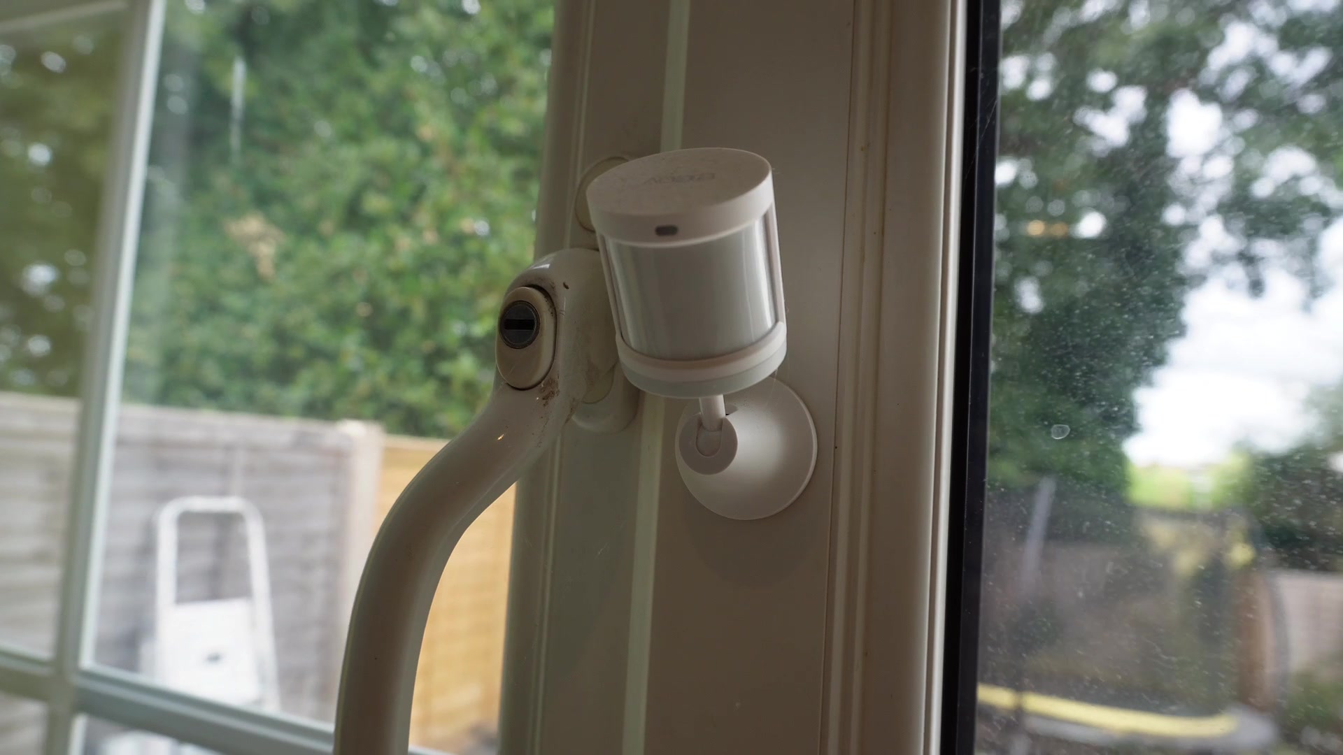 ZigBee Device Types: Routers vs. End Devices demonstration at 262.0s